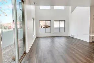 241 E 100 N, Moab, UT 84532 - Photo 4