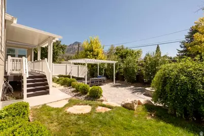 2274 E 4160 S, Holladay, UT 84124 - Photo 32