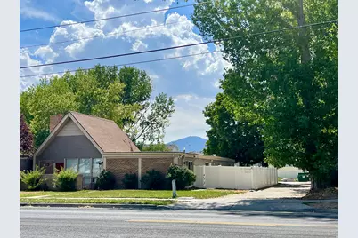5934 S Cougar Ln W, Kearns, UT 84118 - Photo 2