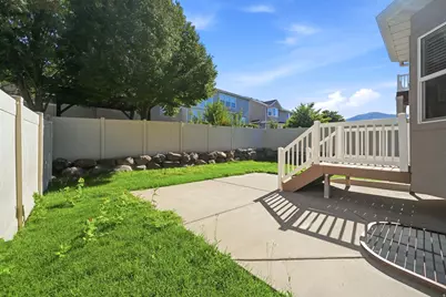 921 S Chestnut Dr, Fruit Heights, UT 84037 - Photo 32