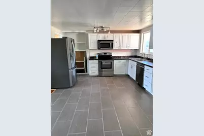 3164 W Mark Ave S, West Valley, UT 84119 - Photo 18