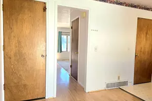 865 E 575 N, Layton, UT 84041 - Photo 8