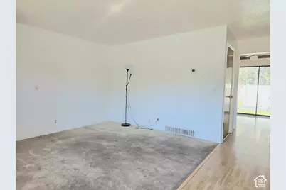 865 E 575 N, Layton, UT 84041 - Photo 6