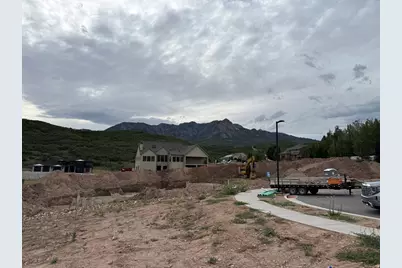 5209 Aberdeen Cir #109, Mountain Green, UT 84050 - Photo 8