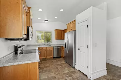 226 S East Ranch Rd, Grantsville, UT 84029 - Photo 4