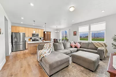 2433 W Wysteria Dr, Mapleton, UT 84664 - Photo 4