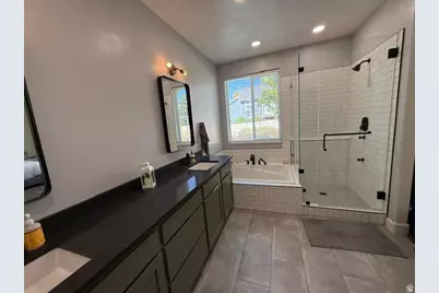 2054 W Loveland Ct S, Farmington, UT 84025 - Photo 22