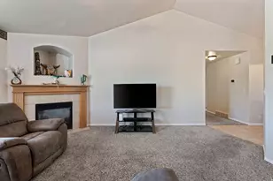 4838 W Cherry Laurel Ln S, West Jordan, UT 84081 - Photo 16