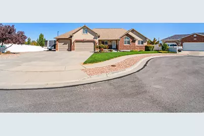4838 W Cherry Laurel Ln S, West Jordan, UT 84081 - Photo 2