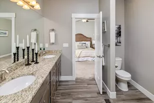 45 N Village Park Dr E, Layton, UT 84041 - Photo 20