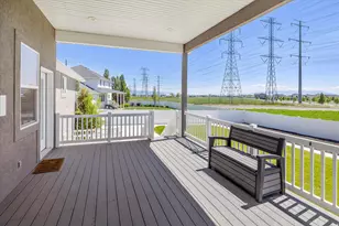 45 N Village Park Dr E, Layton, UT 84041 - Photo 50