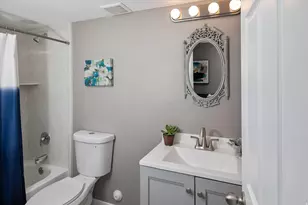 45 N Village Park Dr E, Layton, UT 84041 - Photo 42