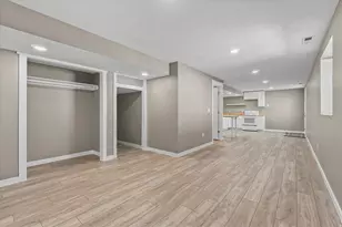 45 N Village Park Dr E, Layton, UT 84041 - Photo 44