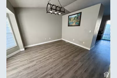4180 Lily Dr, Roy, UT 84067 - Photo 4