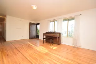 2381 W 5175 S, Roy, UT 84067 - Photo 2