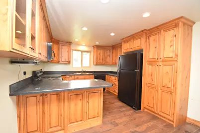 2381 W 5175 S, Roy, UT 84067 - Photo 4