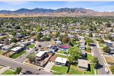 3836 S 6515 W, West Valley, UT 84128 - Photo 34