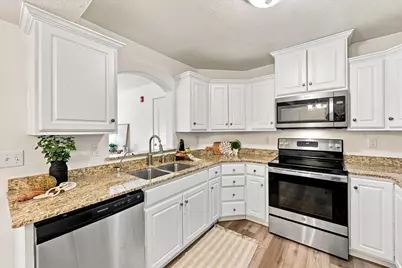 1045 S 1700 W #321, Payson, UT 84651 - Photo 2