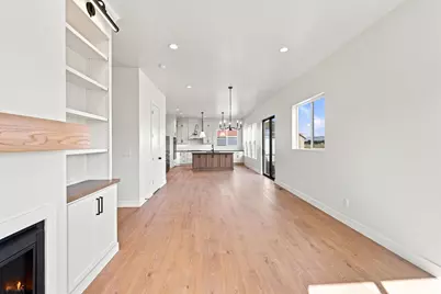 975 E Oak Creek Dr, Lehi, UT 84043 - Photo 14