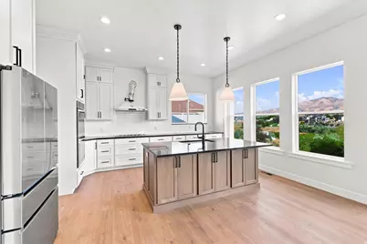 975 E Oak Creek Dr, Lehi, UT 84043 - Photo 8