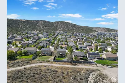 6916 N Cherokee St E, Eagle Mountain, UT 84005 - Photo 52