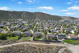 6916 N Cherokee St E, Eagle Mountain, UT 84005 - Photo 52