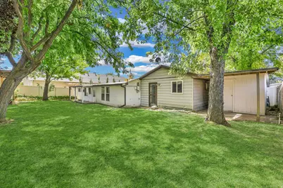 4061 S Morning Star Dr, Holladay, UT 84124 - Photo 32