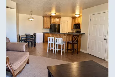 99 E 760 S #B104, Vernal, UT 84078 - Photo 8