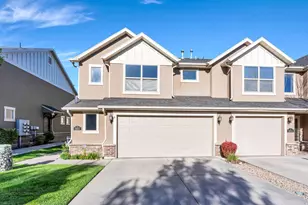 2457 S Andover St, West Haven, UT 84401 - Photo 2