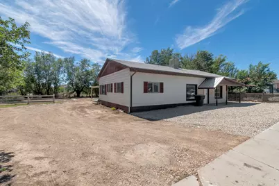 470 E Main St, Wellington, UT 84542 - Photo 2