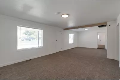 470 E Main St, Wellington, UT 84542 - Photo 6