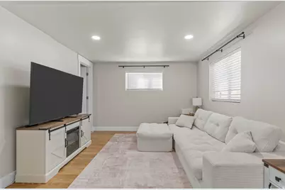 291 E 1950 S, Bountiful, UT 84010 - Photo 24