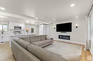 291 E 1950 S, Bountiful, UT 84010 - Photo 8