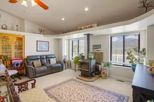 708 E Mule Deer Dr, Central, UT 84722 - Photo 6