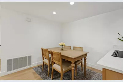 4824 S Highland Cir E #204, Holladay, UT 84117 - Photo 10