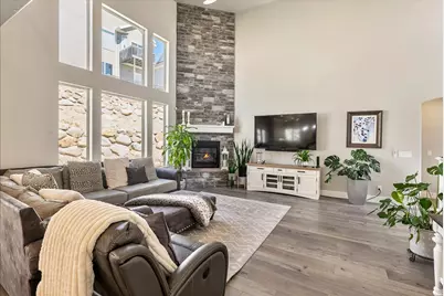 3961 N Morning Burst Ln, Lehi, UT 84048 - Photo 12