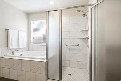 2307 W 1900 N, Clinton, UT 84015 - Photo 20