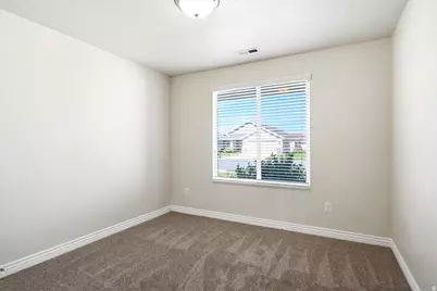 2307 W 1900 N, Clinton, UT 84015 - Photo 22