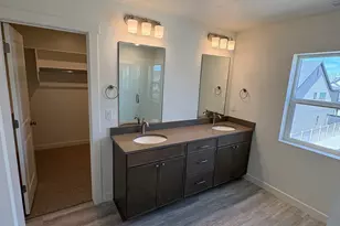 1085 W 880 S, Woods Cross, UT 84087 - Photo 10