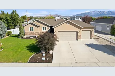 15 E 750 S, Lehi, UT 84043 - Photo 2