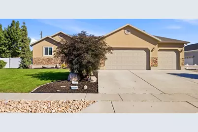 15 E 750 S, Lehi, UT 84043 - Photo 4