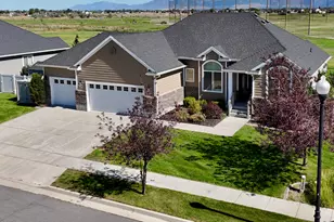 2444 N Hooded Crane Circle, Clinton, UT 84015 - Photo 74