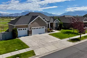 2444 N Hooded Crane Circle, Clinton, UT 84015 - Photo 68