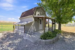 11290 S South Fields Rd W, Mayfield, UT 84643 - Photo 30