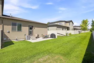 748 S 150 E, Smithfield, UT 84335 - Photo 32