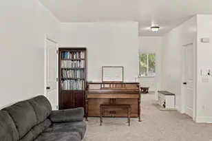 748 S 150 E, Smithfield, UT 84335 - Photo 6