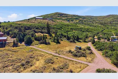 114 Woodland View Dr, Woodland Hills, UT 84036 - Photo 16