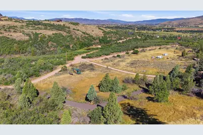 114 Woodland View Dr, Woodland Hills, UT 84036 - Photo 14
