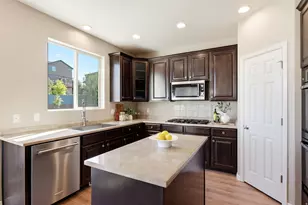 9022 N Suffolk Ln, Eagle Mountain, UT 84005 - Photo 8