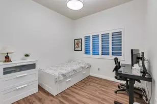 725 S 200 W, Salt Lake City, UT 84101 - Photo 18